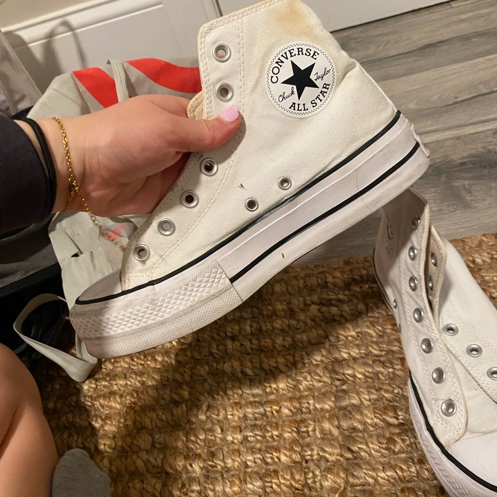 Platform Converse